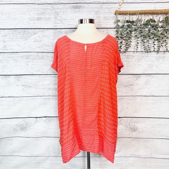 Old Navy Tops - Old Navy Coral Reddish Print Blouse Top Shirt Short Sleeve Plus Size 3X
